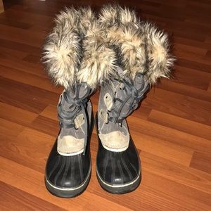 Sorel Joan of arctic woman’s snow boots